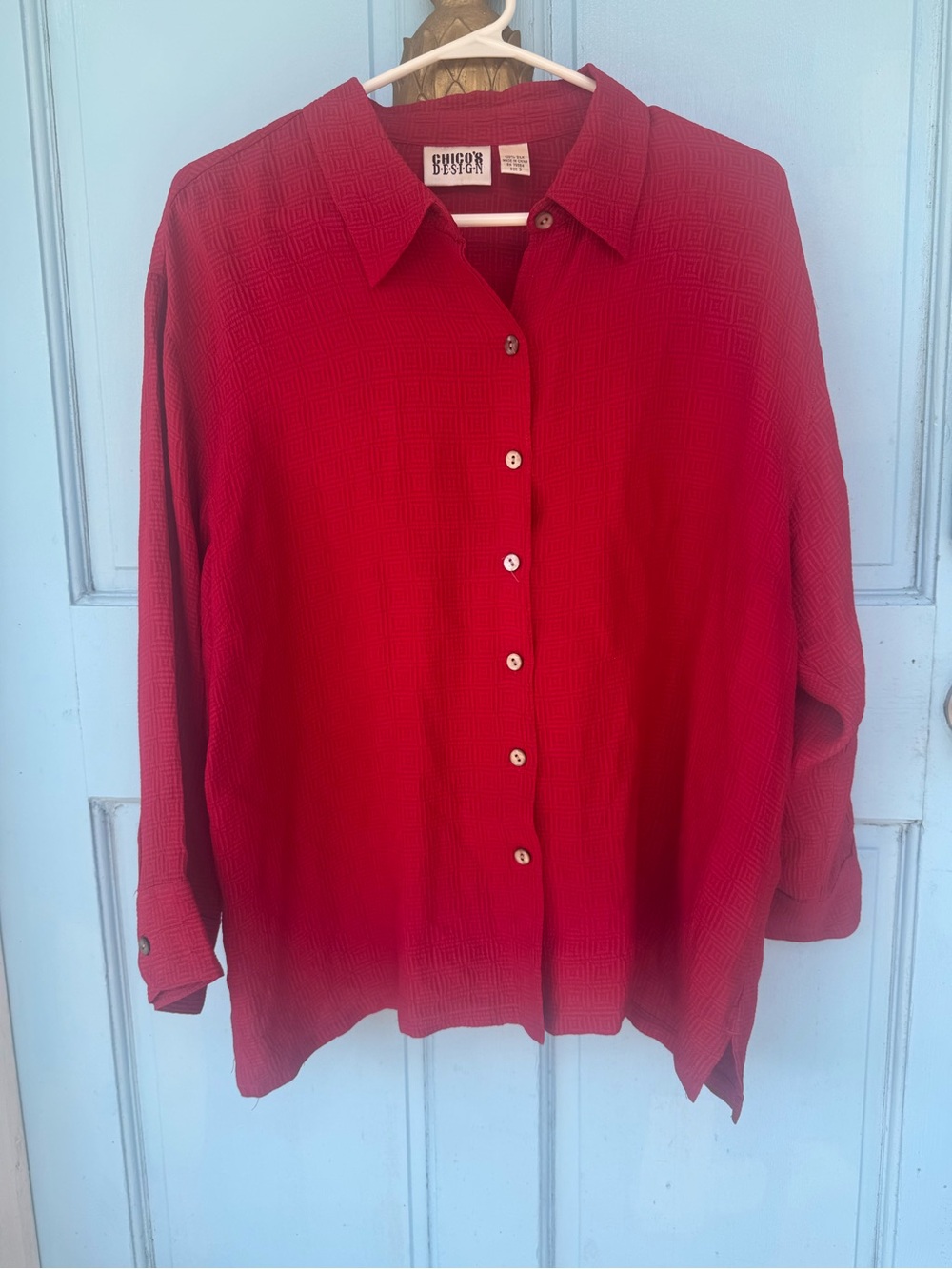 Chico's Design Red Textured Button-Down Shirt